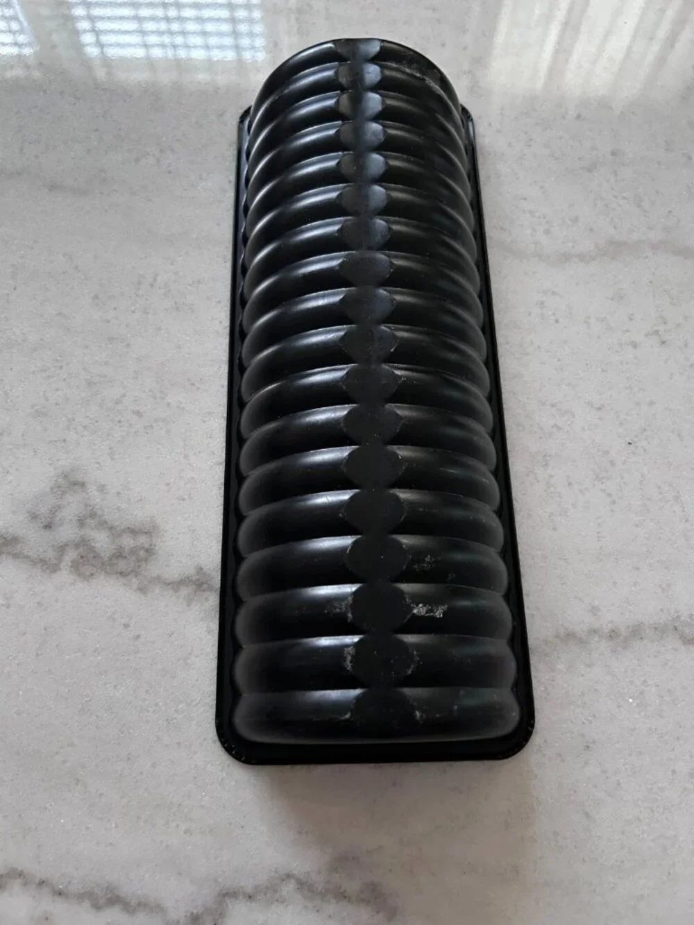 Vintage Fluted Rehrücken Cake Loaf Pan Non-Stick Almond Ribbed Baking Mold